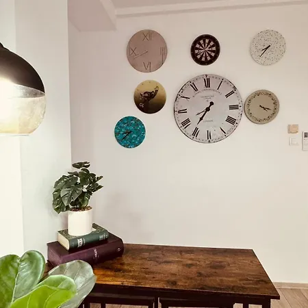 Apartament Clock House *