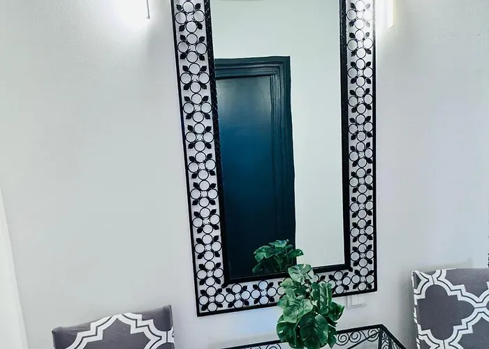 Clock House Apartament *